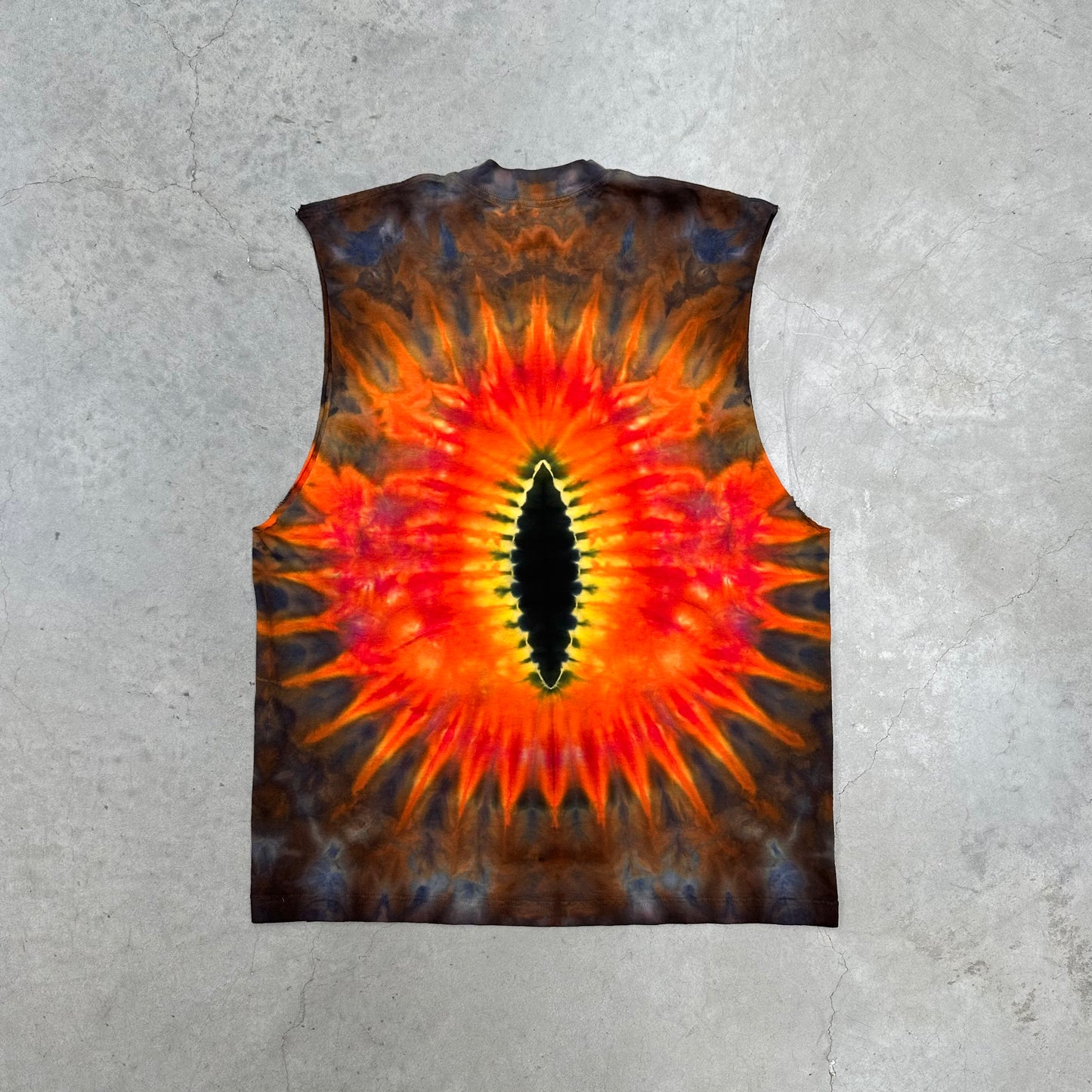 SAURON MUSCLE TANK