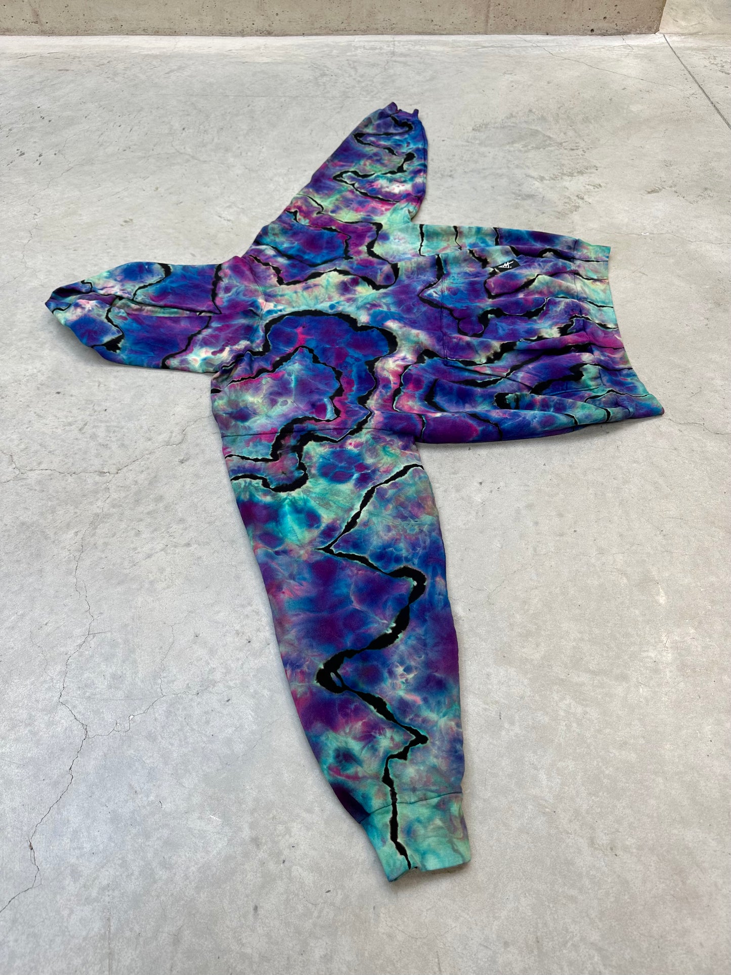 KASKADE NEBULA GEODE