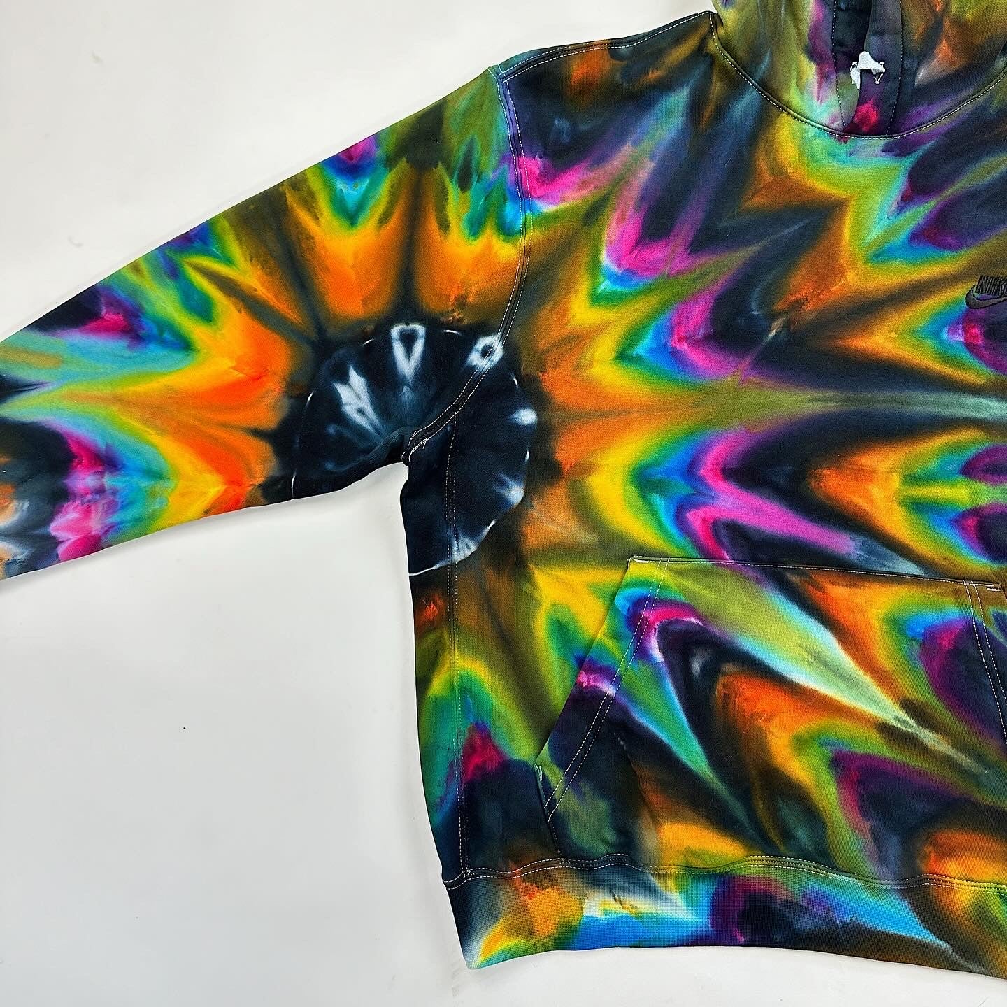 KALEIDOSCOPE NIKE HOODIE