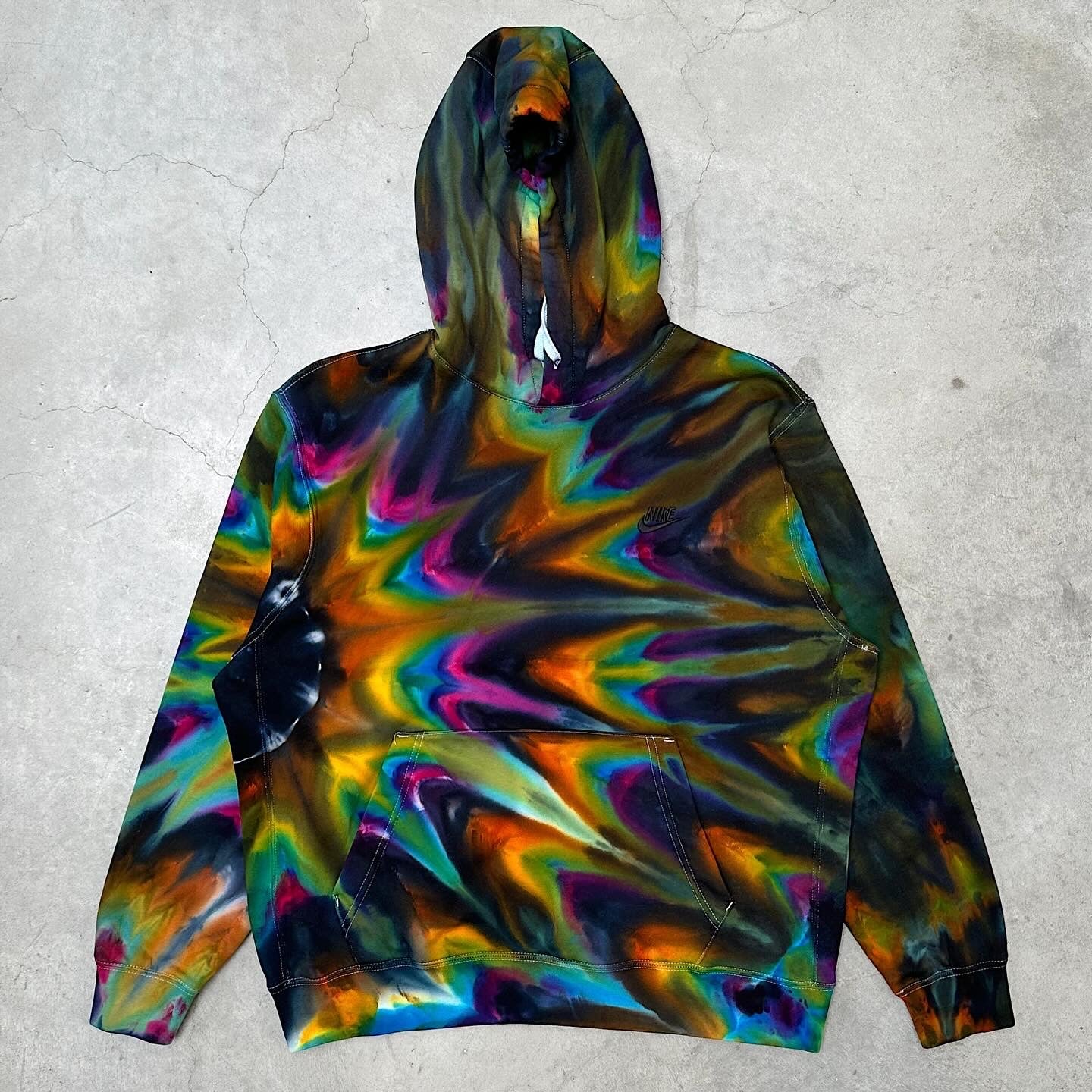 CUSTOMIZABLE NIKE HOODIE