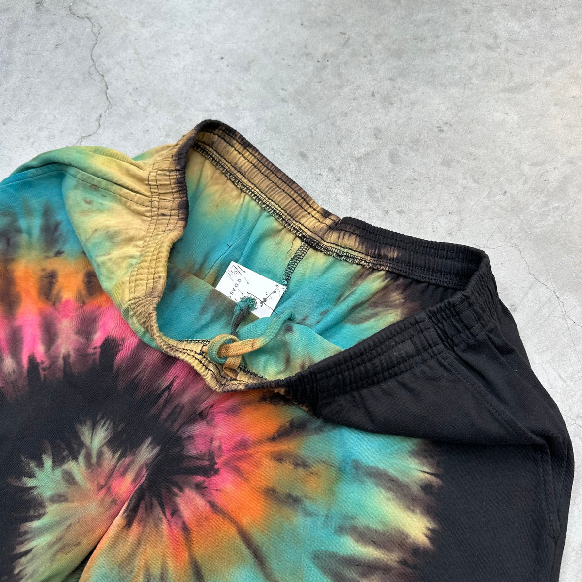 Reverse Dyed Rainbow Black Short