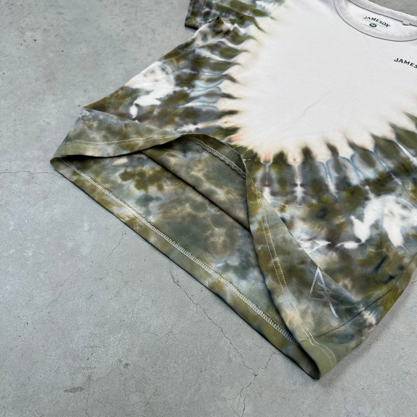 Graphic Jamison T