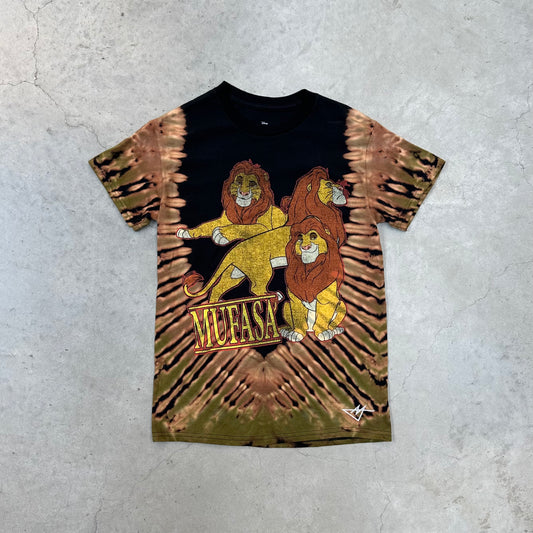 Graphic T